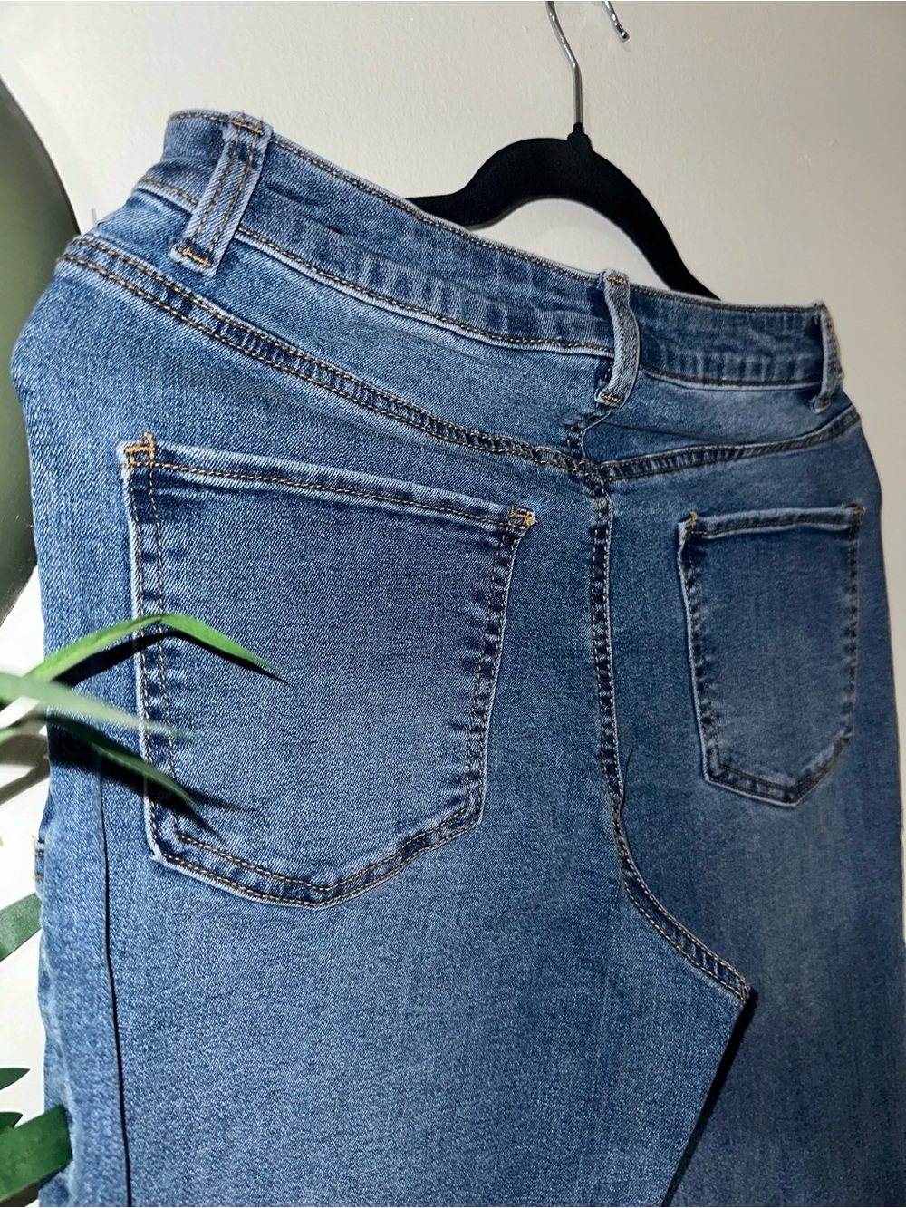 Express Women's Dark Blue Flare Jeans - Picture 7 of 9